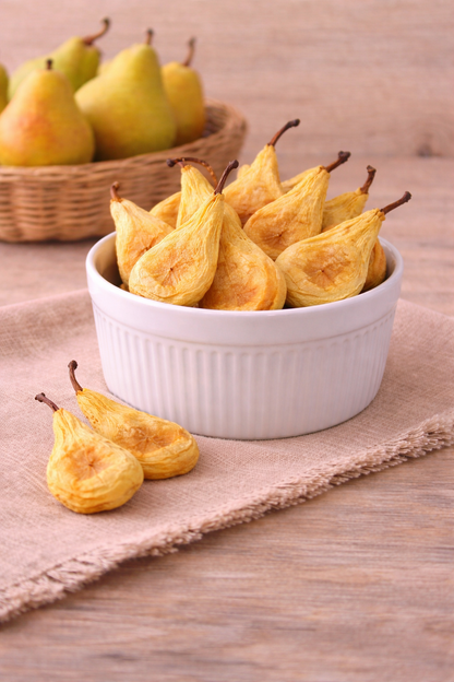 Коробка с сушеными грушами